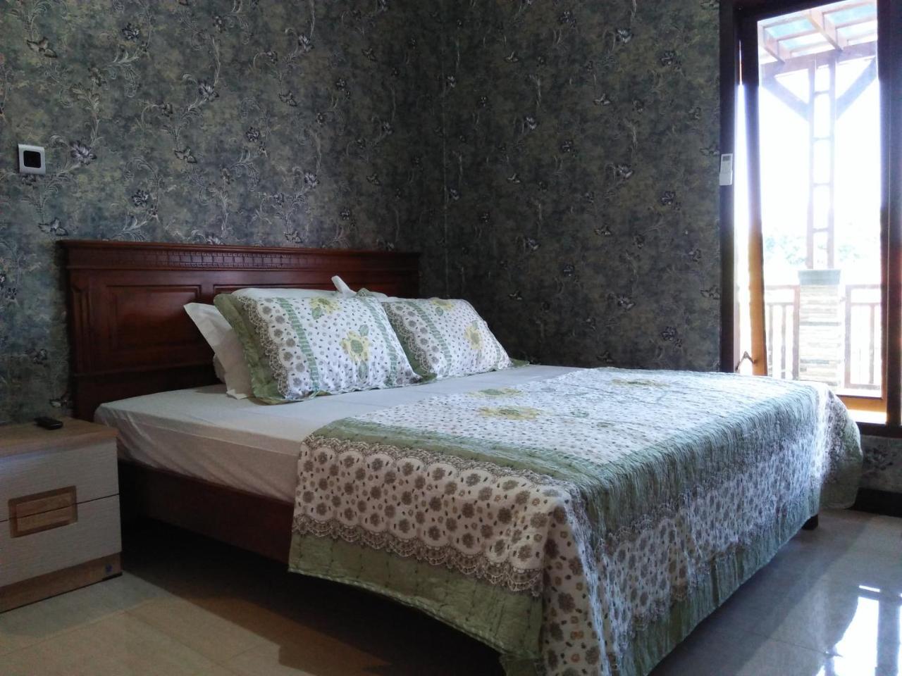 Papyrus Homestay Бануванги Екстериор снимка